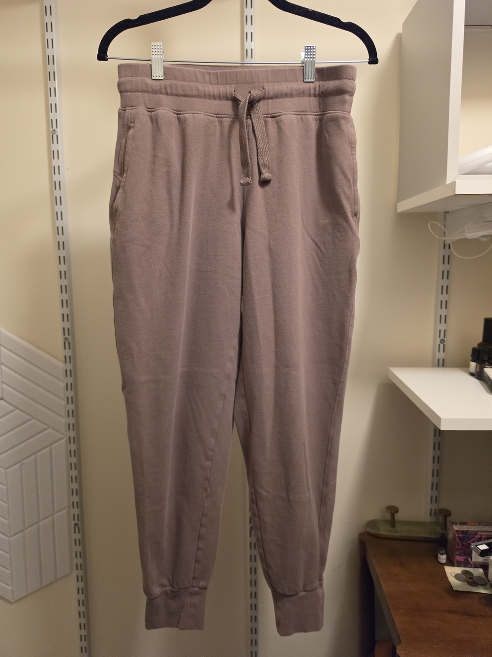 Pact Women's Jogger Sweatpants in Deep Taupe